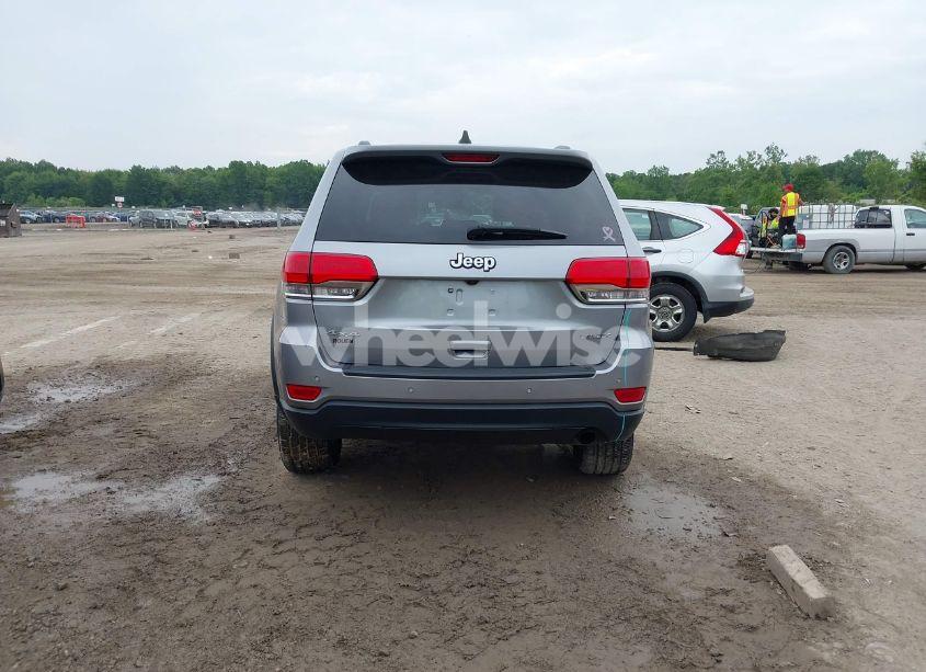 Photo 16 of 2017 Jeep Grand CHEROKEE LAREDO 4X4 (VIN 1C4RJFAG3HC963309)
