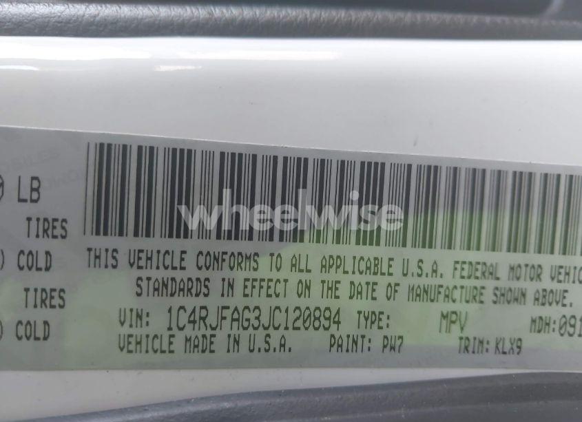 Photo 9 of 2018 Jeep Grand CHEROKEE ALTITUDE 4X4 (VIN 1C4RJFAG3JC120894)