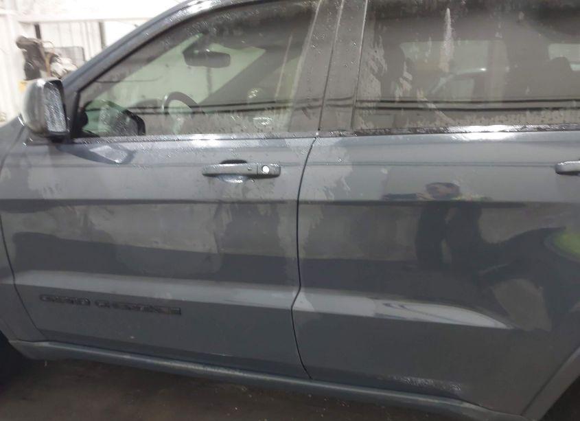 Photo 14 of 2018 Jeep Grand CHEROKEE ALTITUDE 4X4 (VIN 1C4RJFAG3JC177726)