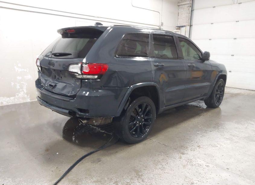 Photo 4 of 2018 Jeep Grand CHEROKEE ALTITUDE 4X4 (VIN 1C4RJFAG3JC177726)
