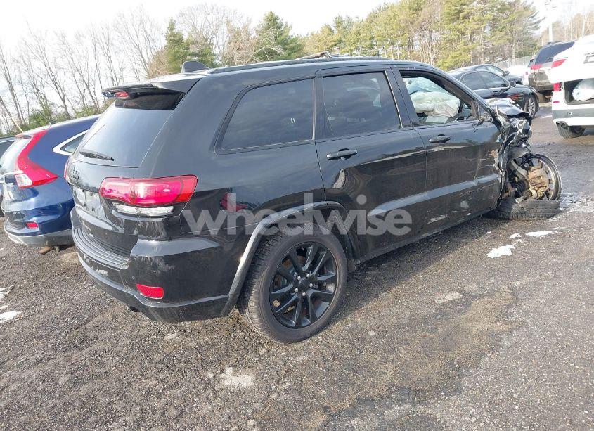 Photo 4 of 2018 Jeep Grand CHEROKEE ALTITUDE 4X4 (VIN 1C4RJFAG3JC273324)