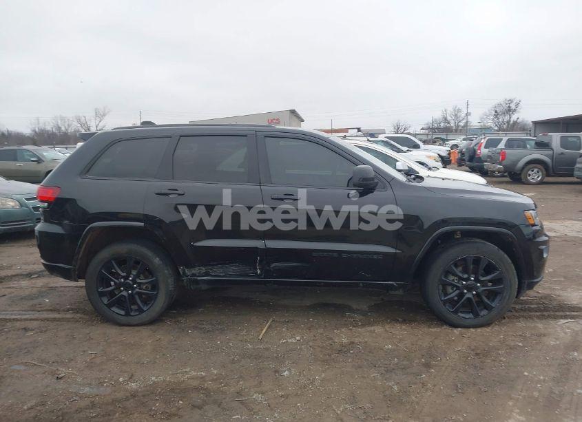 Photo 14 of 2018 Jeep Grand CHEROKEE ALTITUDE 4X4 (VIN 1C4RJFAG3JC305365)