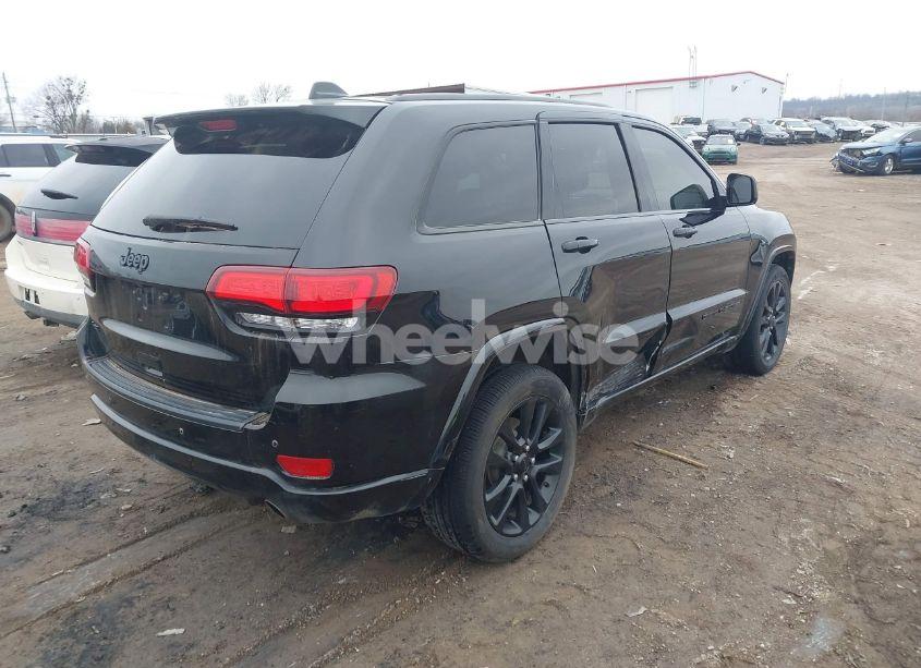 Photo 4 of 2018 Jeep Grand CHEROKEE ALTITUDE 4X4 (VIN 1C4RJFAG3JC305365)