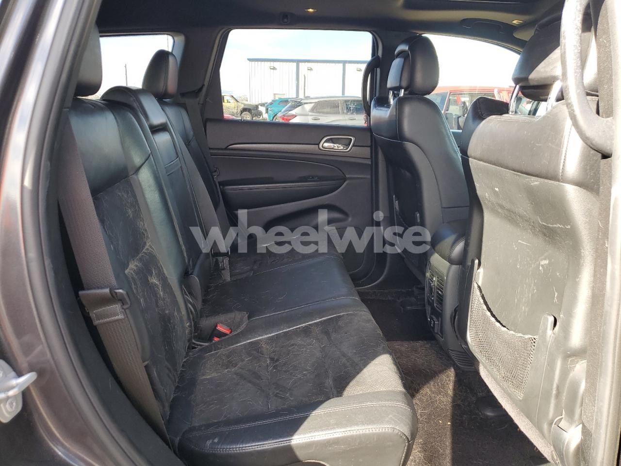 Photo 11 of 2018 JEEP GRAND CHEROKEE LAREDO (VIN 1C4RJFAG3JC332999)