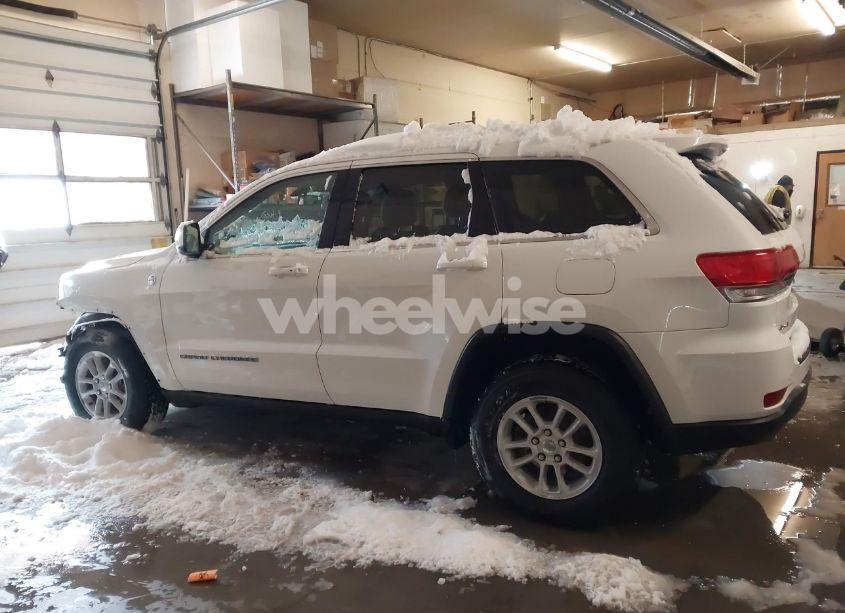 Photo 14 of 2018 Jeep Grand CHEROKEE LAREDO E 4X4 (VIN 1C4RJFAG3JC381426)
