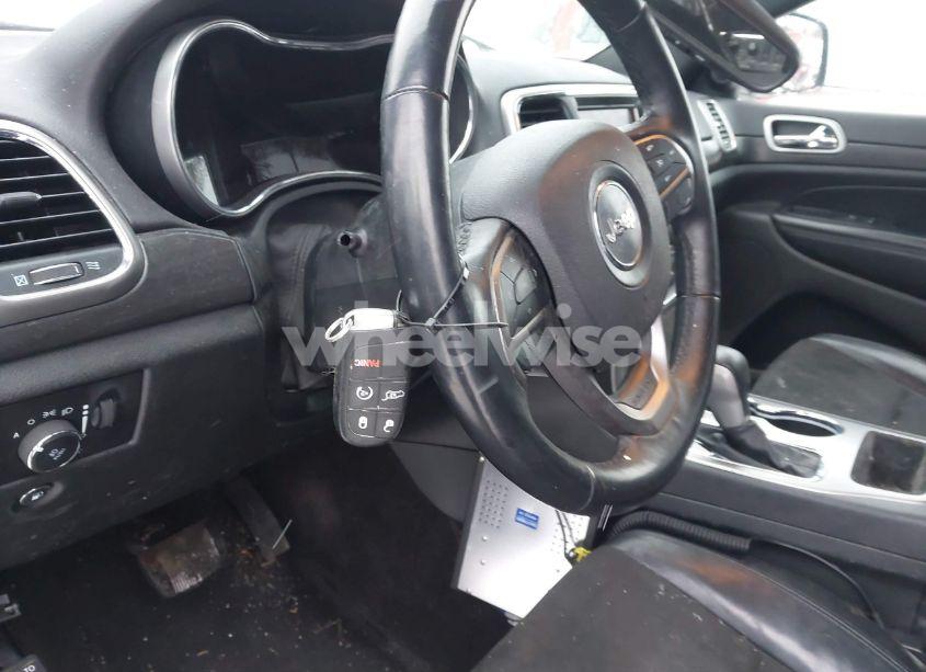 Photo 11 of 2018 Jeep Grand CHEROKEE LAREDO (VIN 1C4RJFAG3JC470249)