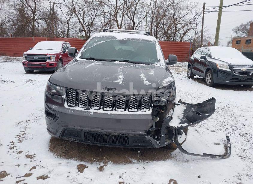 Photo 12 of 2018 Jeep Grand CHEROKEE LAREDO (VIN 1C4RJFAG3JC470249)