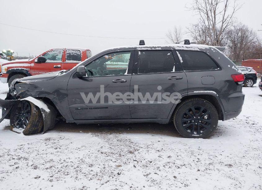 Photo 14 of 2018 Jeep Grand CHEROKEE LAREDO (VIN 1C4RJFAG3JC470249)
