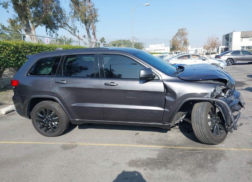 Photo 14 of 2018 Jeep Grand CHEROKEE ALTITUDE 4X4 (VIN 1C4RJFAG3JC501354)