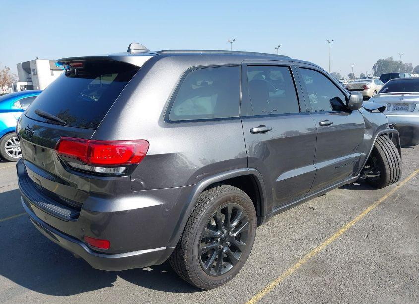 Photo 4 of 2018 Jeep Grand CHEROKEE ALTITUDE 4X4 (VIN 1C4RJFAG3JC501354)