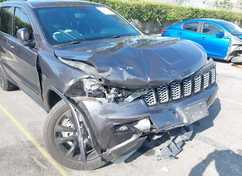 Photo 6 of 2018 Jeep Grand CHEROKEE ALTITUDE 4X4 (VIN 1C4RJFAG3JC501354)