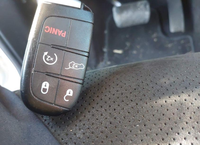 Photo 11 of 2019 Jeep Grand CHEROKEE ALTITUDE 4X4 (VIN 1C4RJFAG3KC567436)