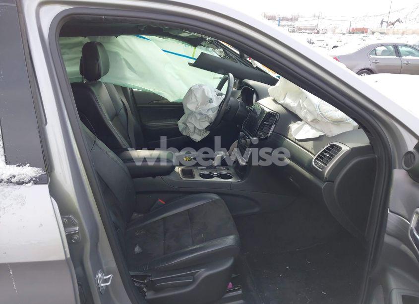 Photo 5 of 2019 Jeep Grand CHEROKEE ALTITUDE 4X4 (VIN 1C4RJFAG3KC588187)