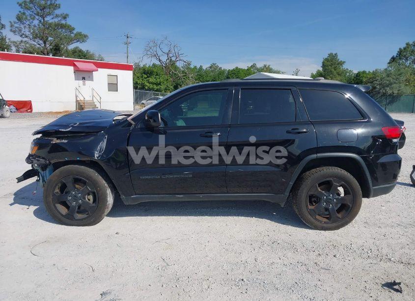 Photo 15 of 2019 Jeep Grand CHEROKEE UPLAND 4X4 (VIN 1C4RJFAG3KC647299)