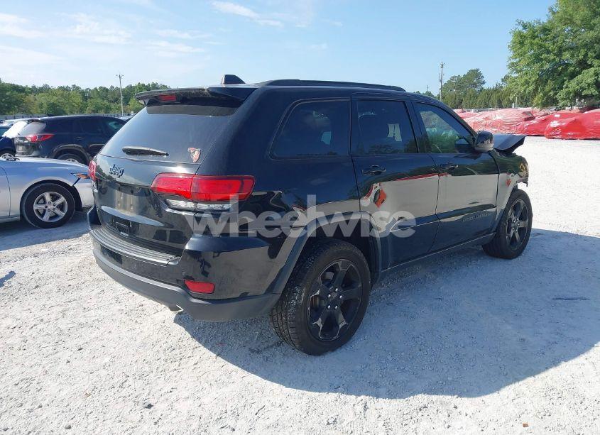 Photo 4 of 2019 Jeep Grand CHEROKEE UPLAND 4X4 (VIN 1C4RJFAG3KC647299)