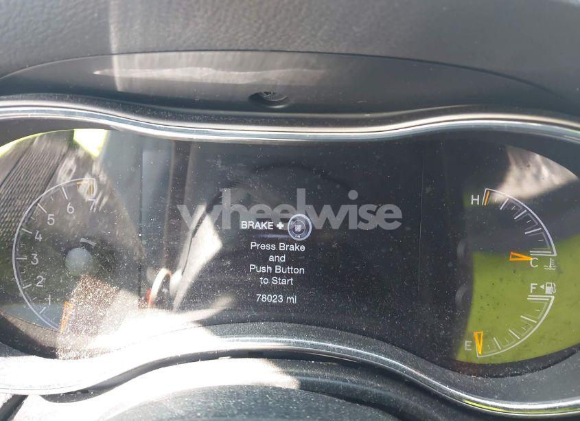 Photo 7 of 2019 Jeep Grand CHEROKEE UPLAND 4X4 (VIN 1C4RJFAG3KC647299)