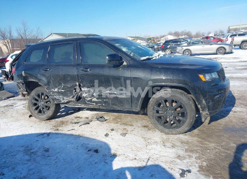 Photo 13 of 2019 Jeep Grand CHEROKEE LAREDO (VIN 1C4RJFAG3KC736922)