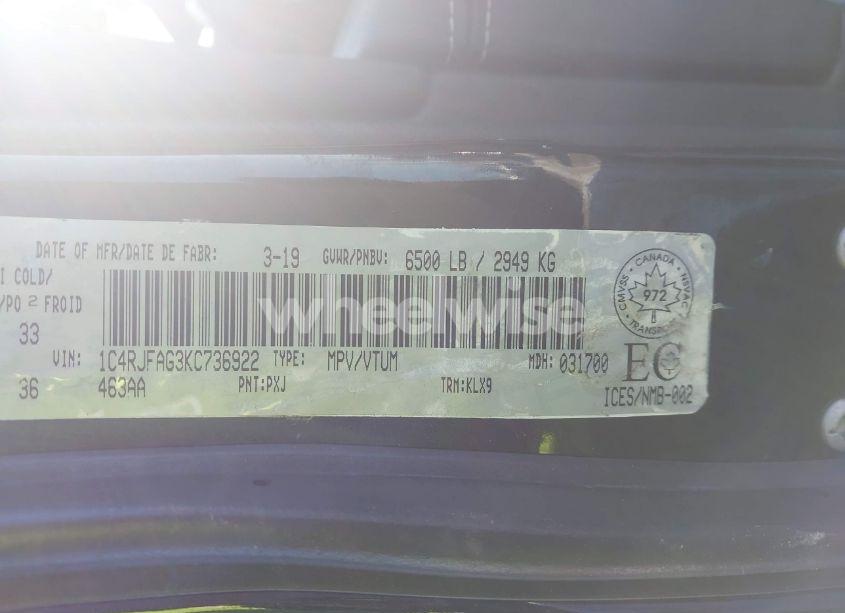 Photo 9 of 2019 Jeep Grand CHEROKEE LAREDO (VIN 1C4RJFAG3KC736922)