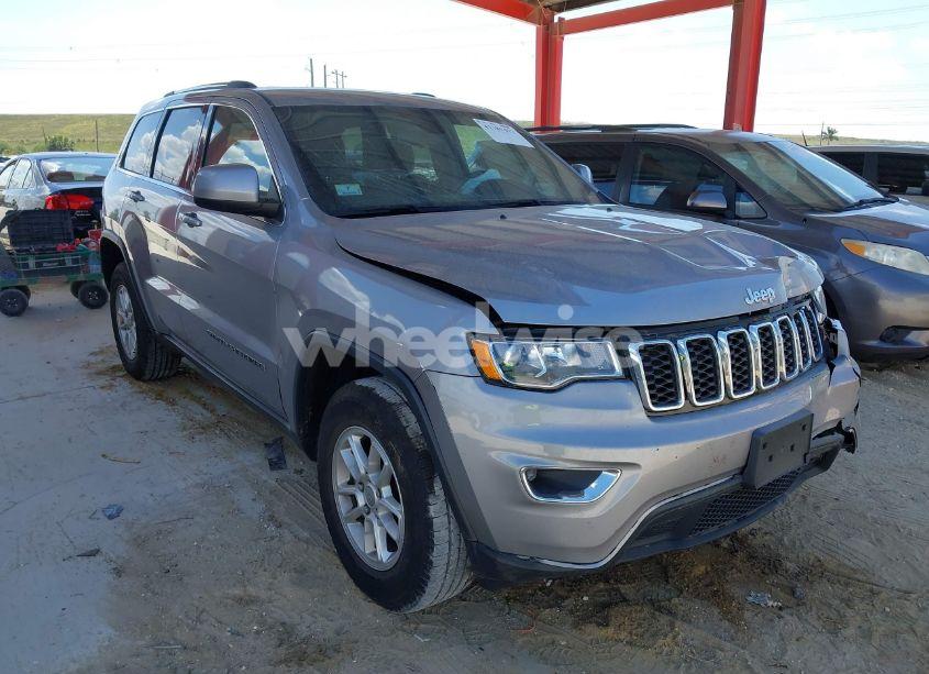 2019 Jeep Grand CHEROKEE LAREDO E 4X4 (VIN 1C4RJFAG3KC794111) main photo