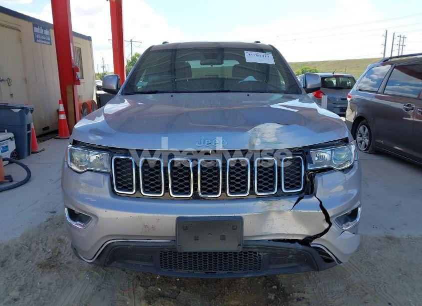 Photo 12 of 2019 Jeep Grand CHEROKEE LAREDO E 4X4 (VIN 1C4RJFAG3KC794111)