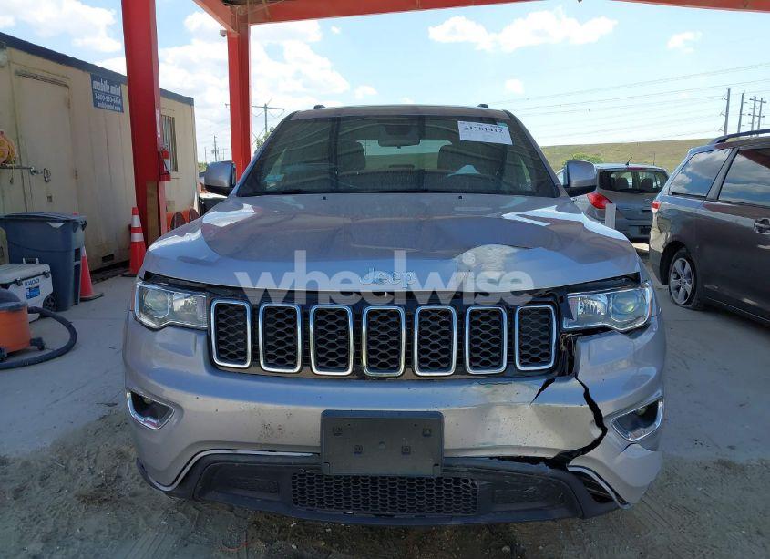 Photo 6 of 2019 Jeep Grand CHEROKEE LAREDO E 4X4 (VIN 1C4RJFAG3KC794111)