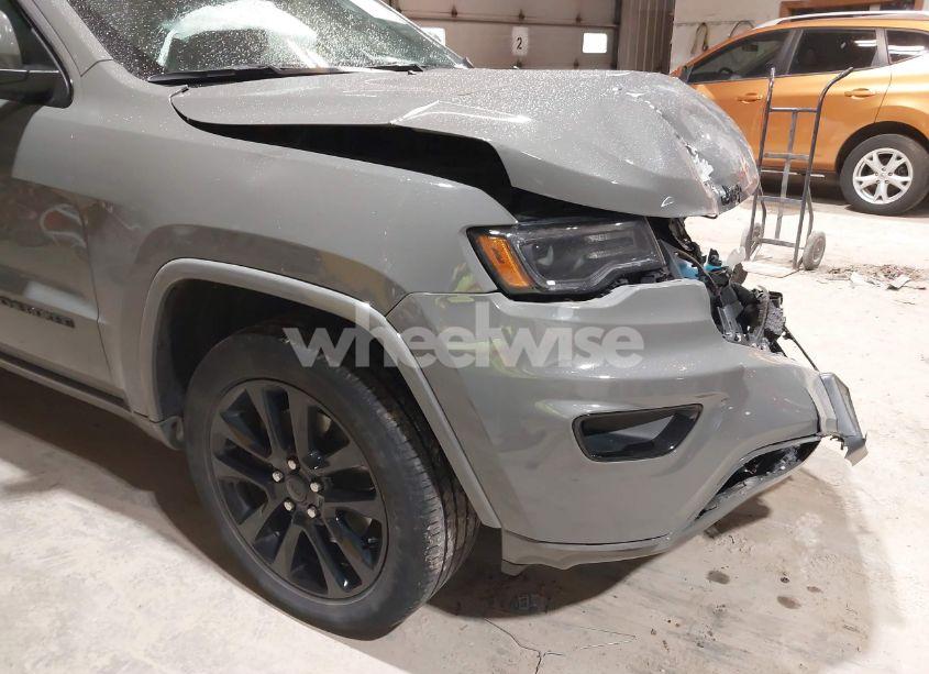 Photo 20 of 2021 Jeep Grand CHEROKEE LAREDO X 4X4 (VIN 1C4RJFAG3MC549120)