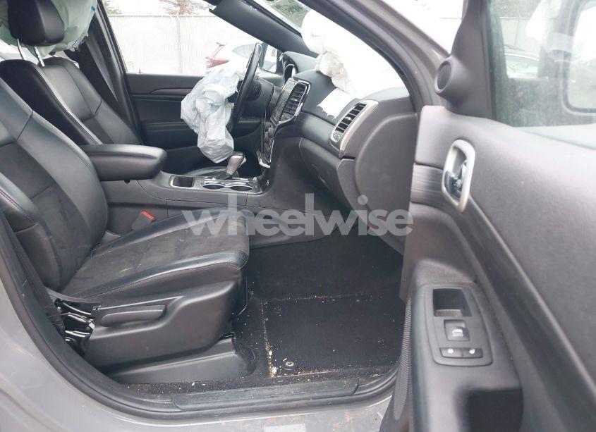 Photo 5 of 2021 Jeep Grand CHEROKEE LAREDO X 4X4 (VIN 1C4RJFAG3MC549120)