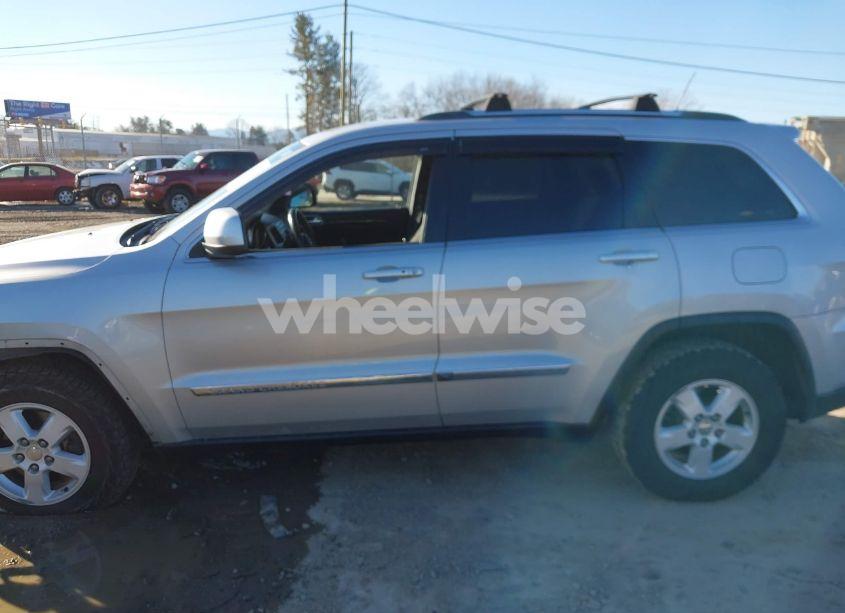 Photo 14 of 2012 Jeep Grand CHEROKEE LAREDO (VIN 1C4RJFAG4CC108580)