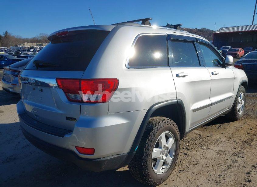 Photo 4 of 2012 Jeep Grand CHEROKEE LAREDO (VIN 1C4RJFAG4CC108580)