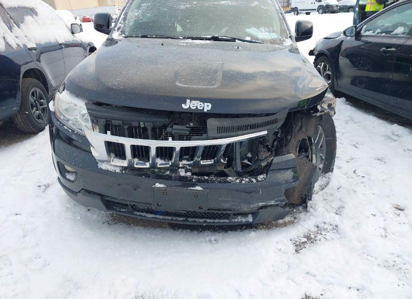 Photo 6 of 2012 Jeep Grand CHEROKEE LAREDO (VIN 1C4RJFAG4CC161540)