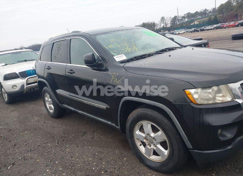 Photo 12 of 2012 Jeep Grand CHEROKEE LAREDO (VIN 1C4RJFAG4CC161571)