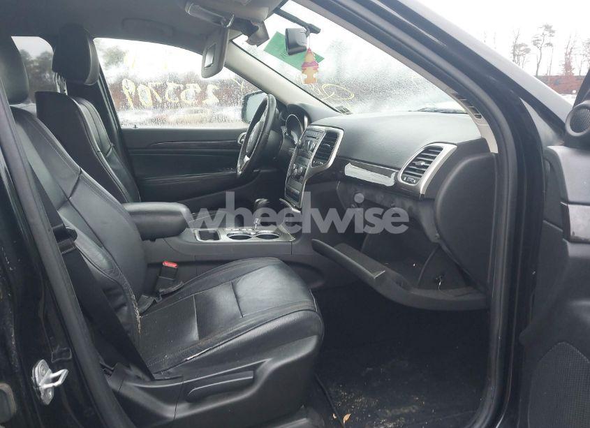 Photo 5 of 2012 Jeep Grand CHEROKEE LAREDO (VIN 1C4RJFAG4CC161571)