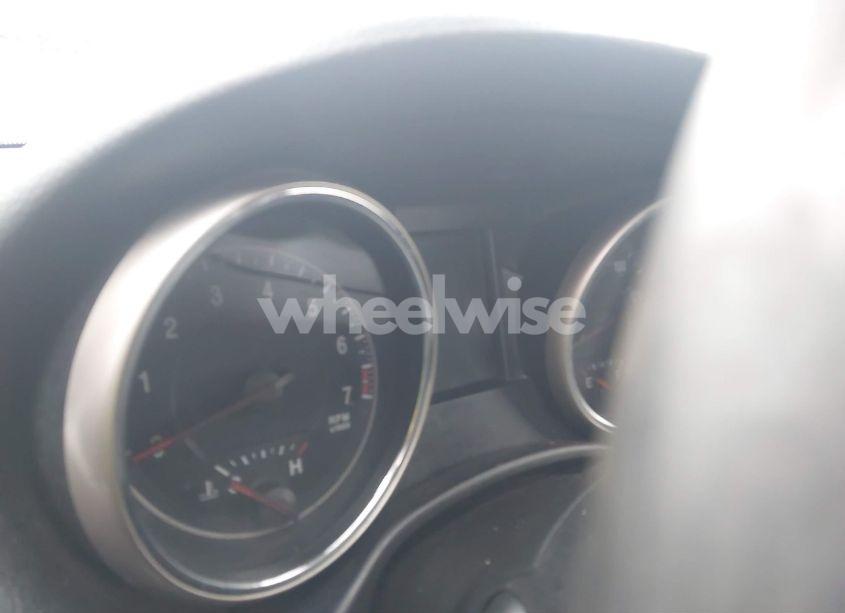 Photo 7 of 2012 Jeep Grand CHEROKEE LAREDO (VIN 1C4RJFAG4CC161571)