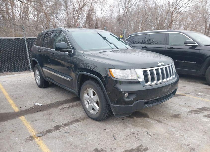 2012 Jeep Grand CHEROKEE LAREDO (VIN 1C4RJFAG4CC232221) main photo