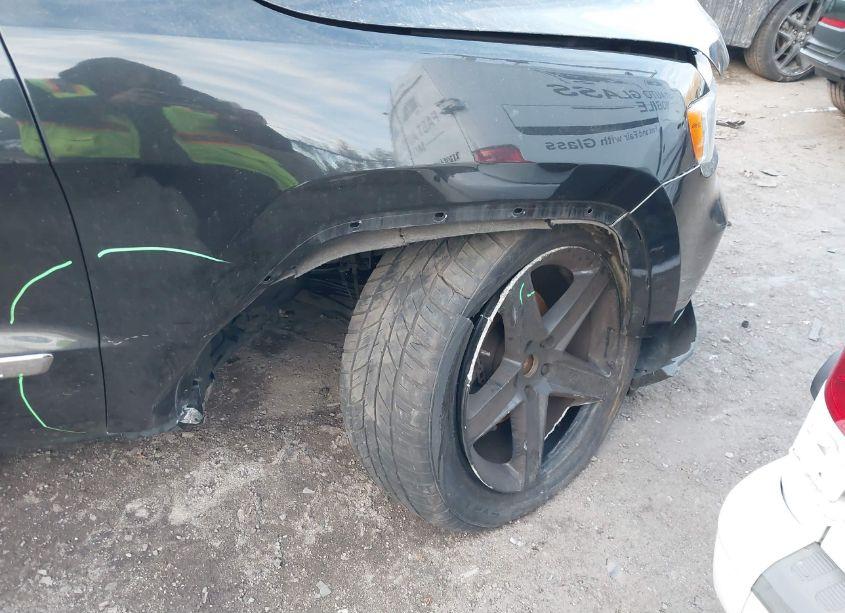 Photo 6 of 2012 Jeep Grand CHEROKEE LAREDO (VIN 1C4RJFAG4CC267485)