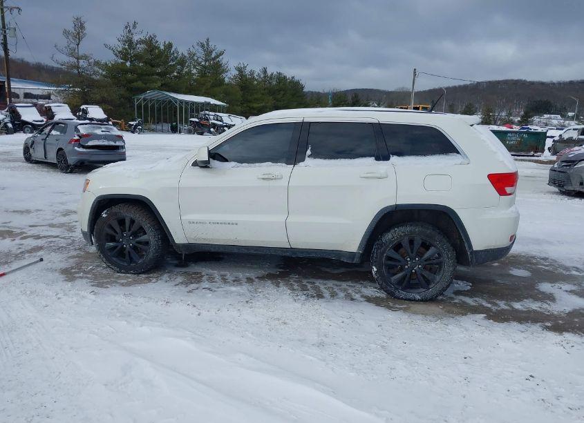 Photo 14 of 2012 Jeep Grand CHEROKEE LAREDO (VIN 1C4RJFAG4CC313123)