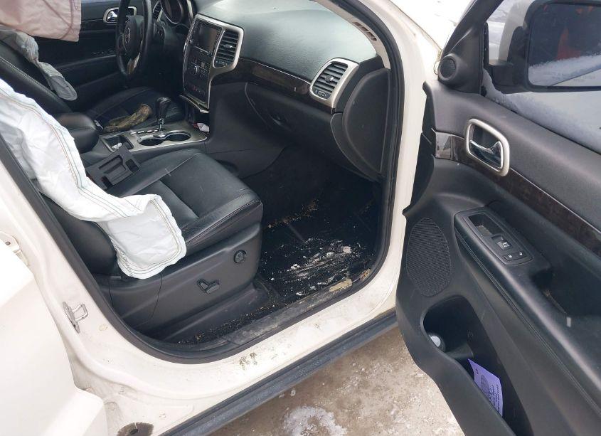 Photo 5 of 2012 Jeep Grand CHEROKEE LAREDO (VIN 1C4RJFAG4CC313123)