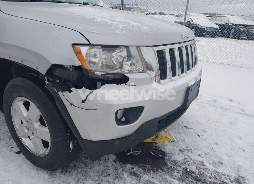 Photo 6 of 2013 Jeep Grand CHEROKEE LAREDO (VIN 1C4RJFAG4DC542659)