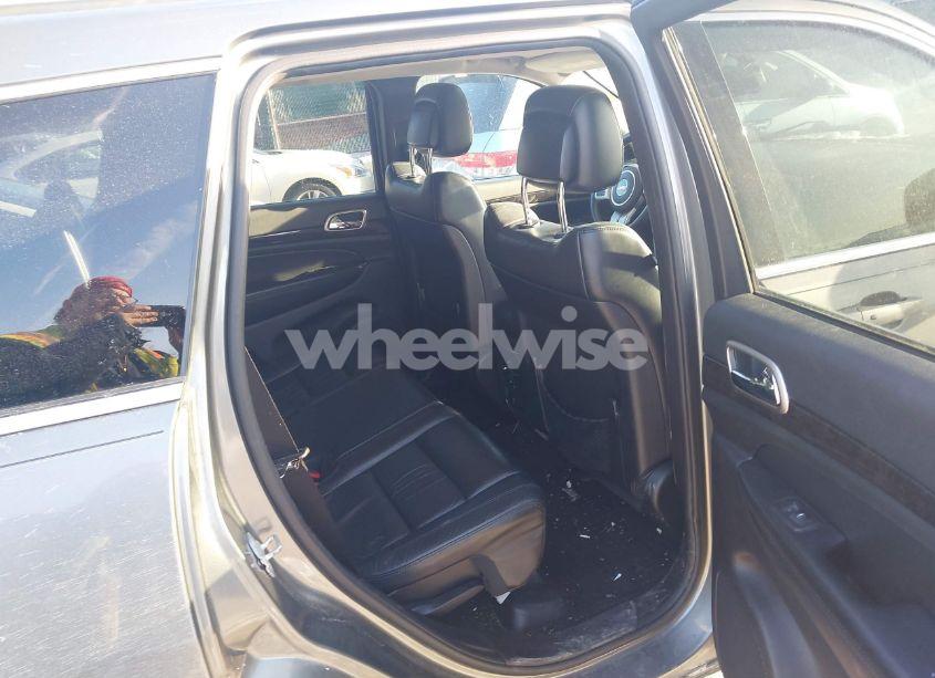 Photo 8 of 2013 Jeep Grand CHEROKEE LAREDO (VIN 1C4RJFAG4DC548638)