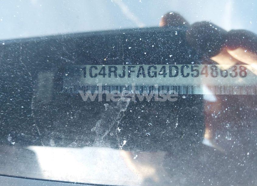 Photo 9 of 2013 Jeep Grand CHEROKEE LAREDO (VIN 1C4RJFAG4DC548638)