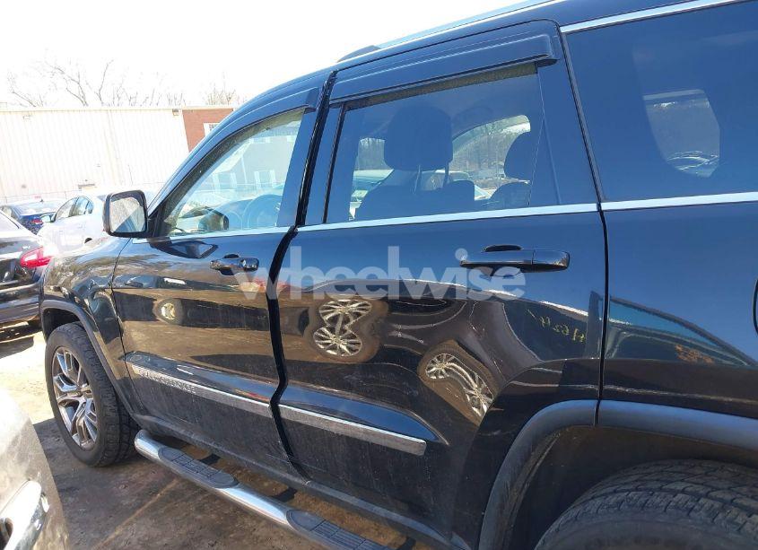 Photo 14 of 2013 Jeep Grand CHEROKEE LAREDO (VIN 1C4RJFAG4DC566654)