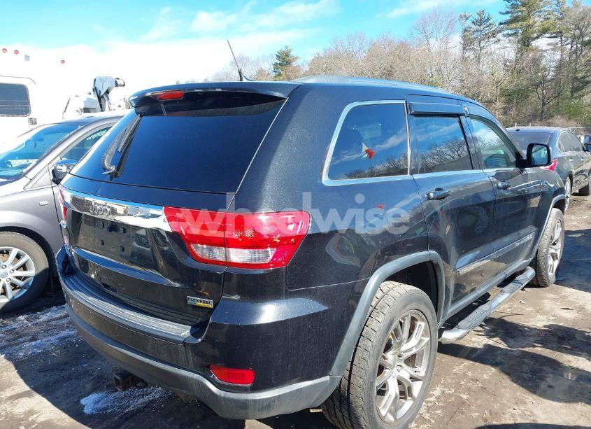 Photo 4 of 2013 Jeep Grand CHEROKEE LAREDO (VIN 1C4RJFAG4DC566654)