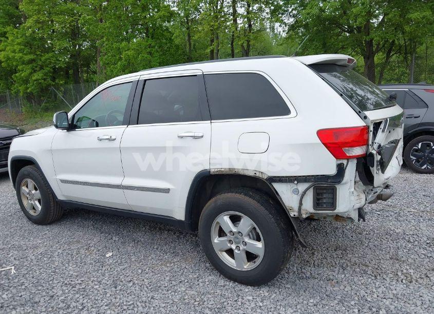Photo 14 of 2013 Jeep Grand CHEROKEE LAREDO (VIN 1C4RJFAG4DC586211)