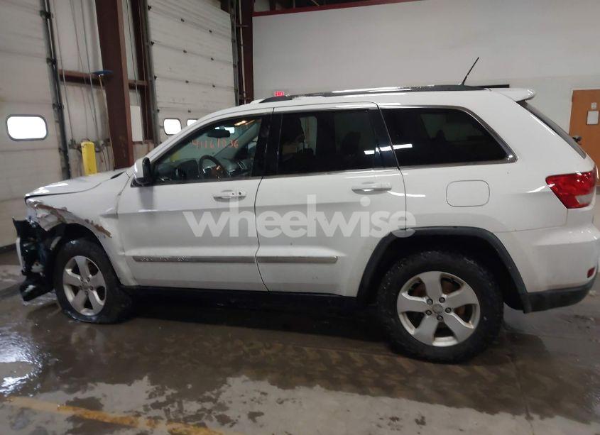 Photo 14 of 2013 Jeep Grand CHEROKEE LAREDO (VIN 1C4RJFAG4DC604139)