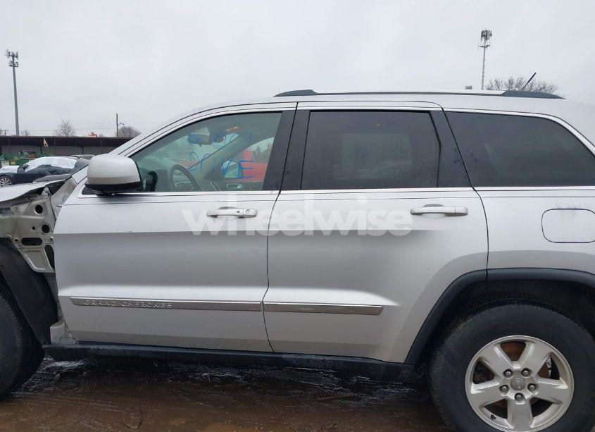 Photo 15 of 2013 Jeep Grand CHEROKEE LAREDO (VIN 1C4RJFAG4DC631258)