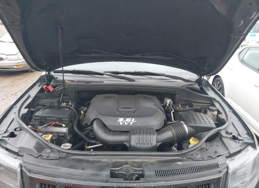 Photo 10 of 2013 Jeep Grand CHEROKEE LAREDO (VIN 1C4RJFAG4DC641241)