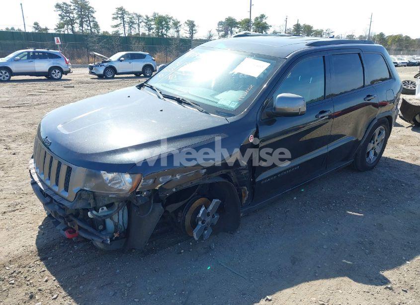 Photo 2 of 2013 Jeep Grand CHEROKEE LAREDO TRAILHAWK (VIN 1C4RJFAG4DC647914)