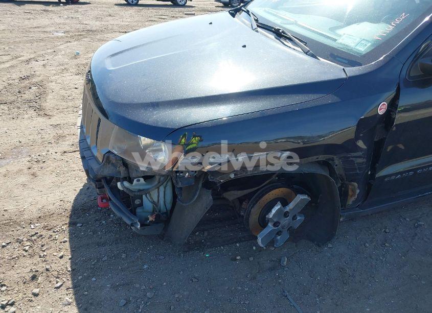 Photo 6 of 2013 Jeep Grand CHEROKEE LAREDO TRAILHAWK (VIN 1C4RJFAG4DC647914)