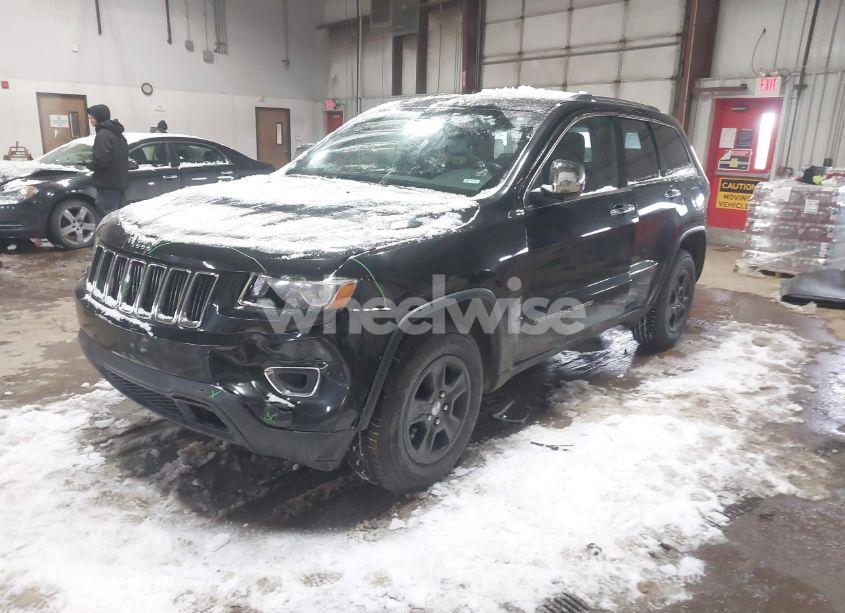 Photo 2 of 2014 Jeep Grand CHEROKEE LAREDO (VIN 1C4RJFAG4EC104323)