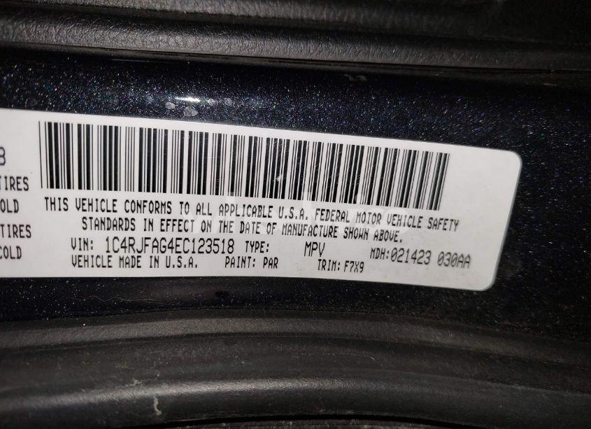 Photo 9 of 2014 Jeep Grand CHEROKEE LAREDO (VIN 1C4RJFAG4EC123518)